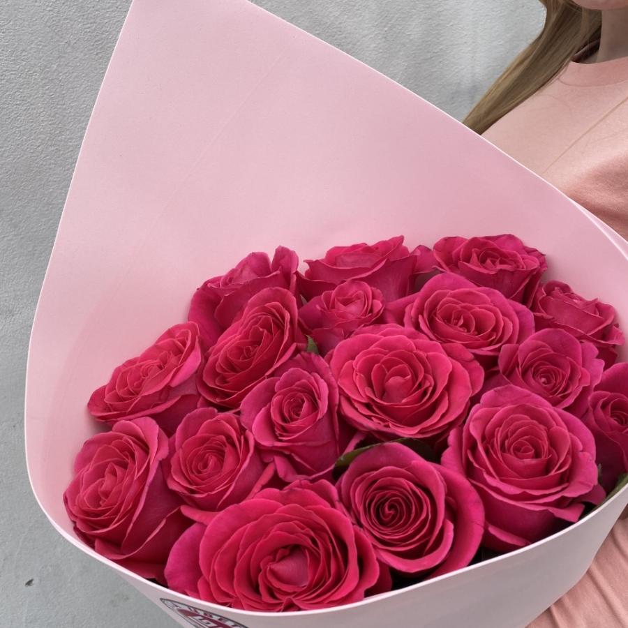 Букеты из розовых роз 70 см (Эквадор) код товара - 25168tver