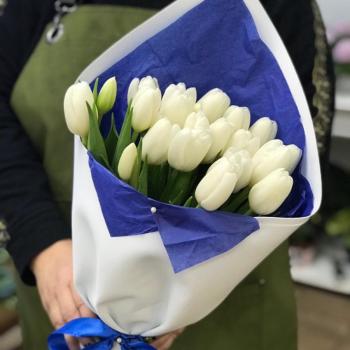Белые тюльпаны 23 шт. код  44286