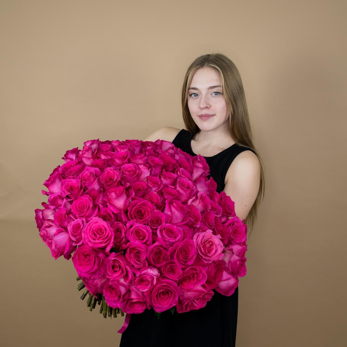 Букет из розовых роз 75 шт. (40 см) [артикул: 11858t]